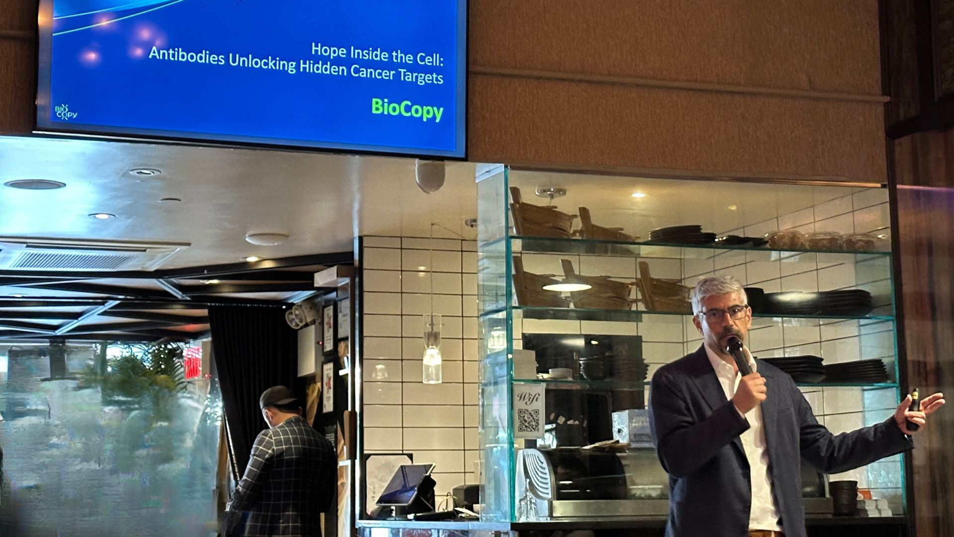 🧬 瑞士生物科技独角兽 BioCopy 于纽约举办私人路演晚宴，发布 AI 驱动癌症免疫疗法项目