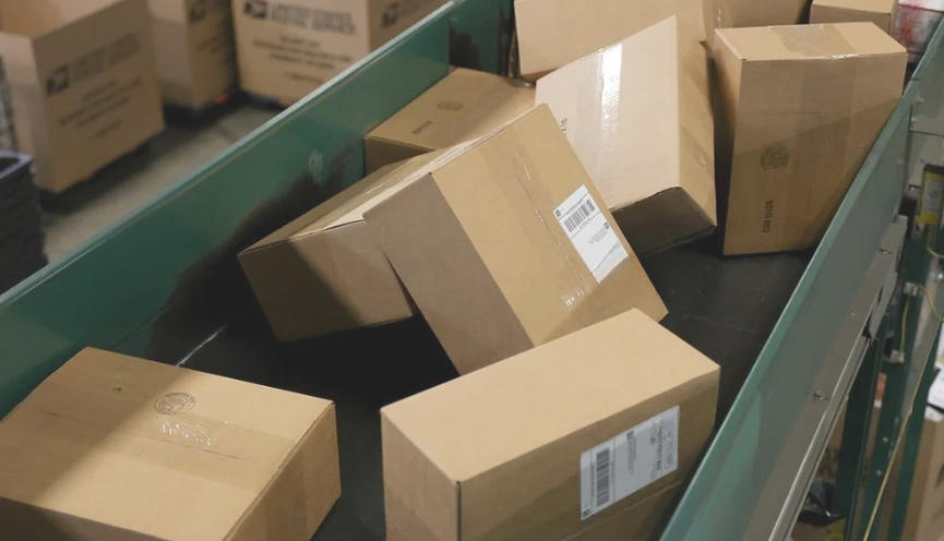 美国正式取消小额包裹免税限额，多国停发美包裹