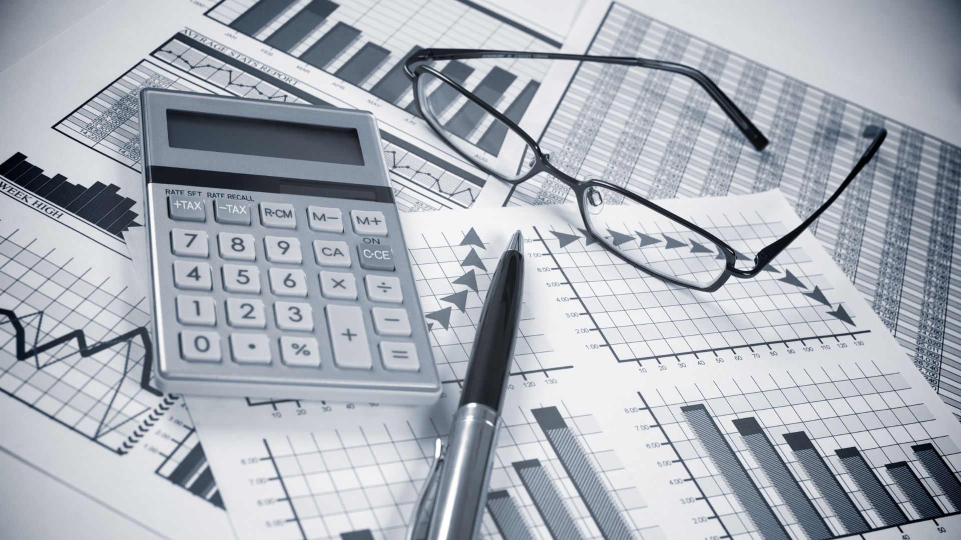 美联储发布经济预期报告：2025–2028年经济增长、通胀和利率展望