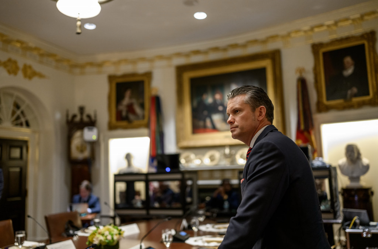 突发！美国国防部长召回全球美军高级将领