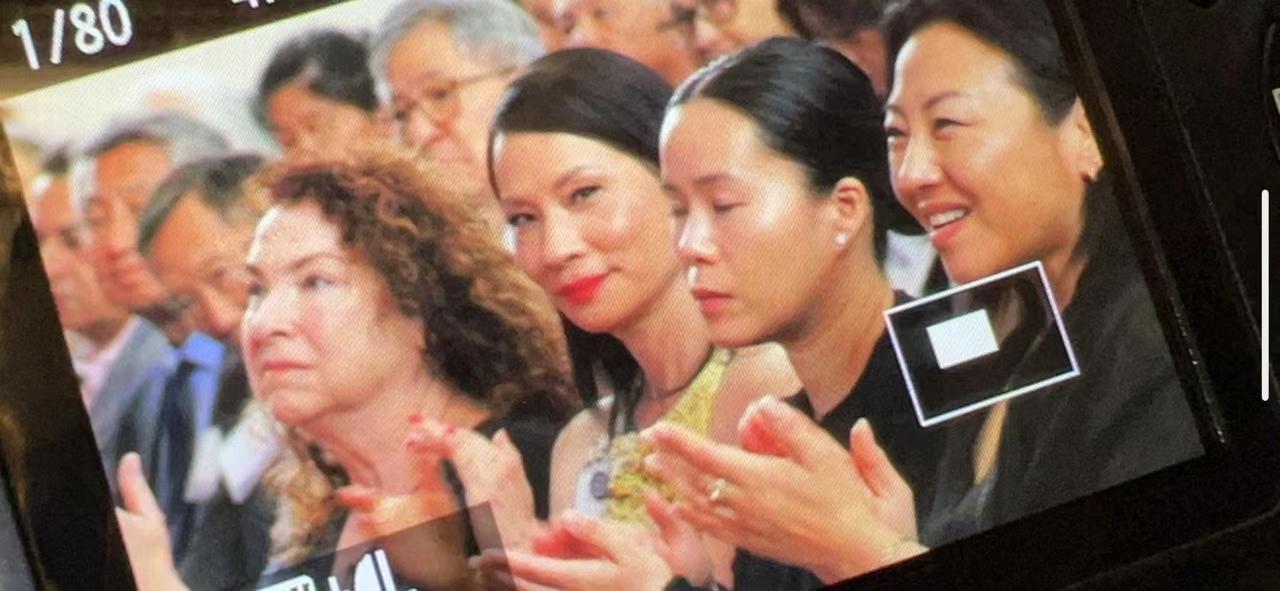 华裔演员刘玉玲亮相费城电影节，获艺术成就奖