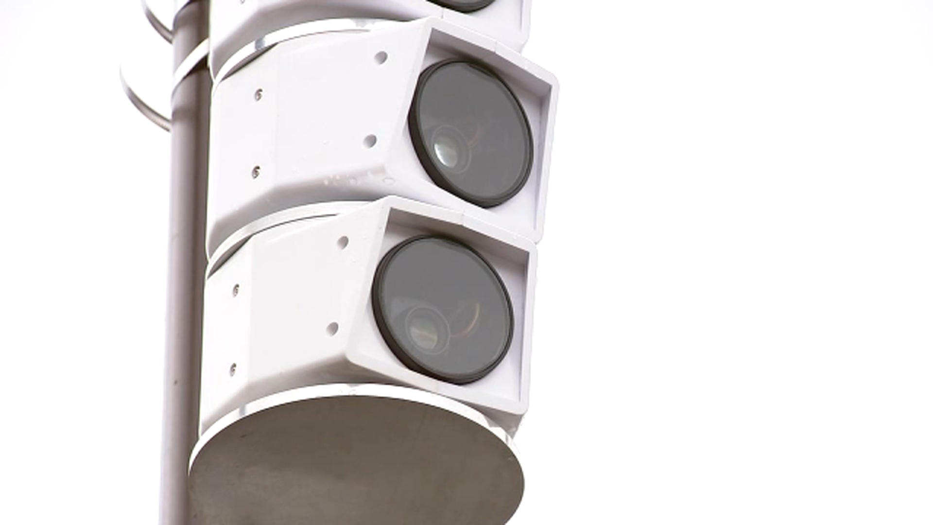 费城西南区闯红灯摄像头开启警告期