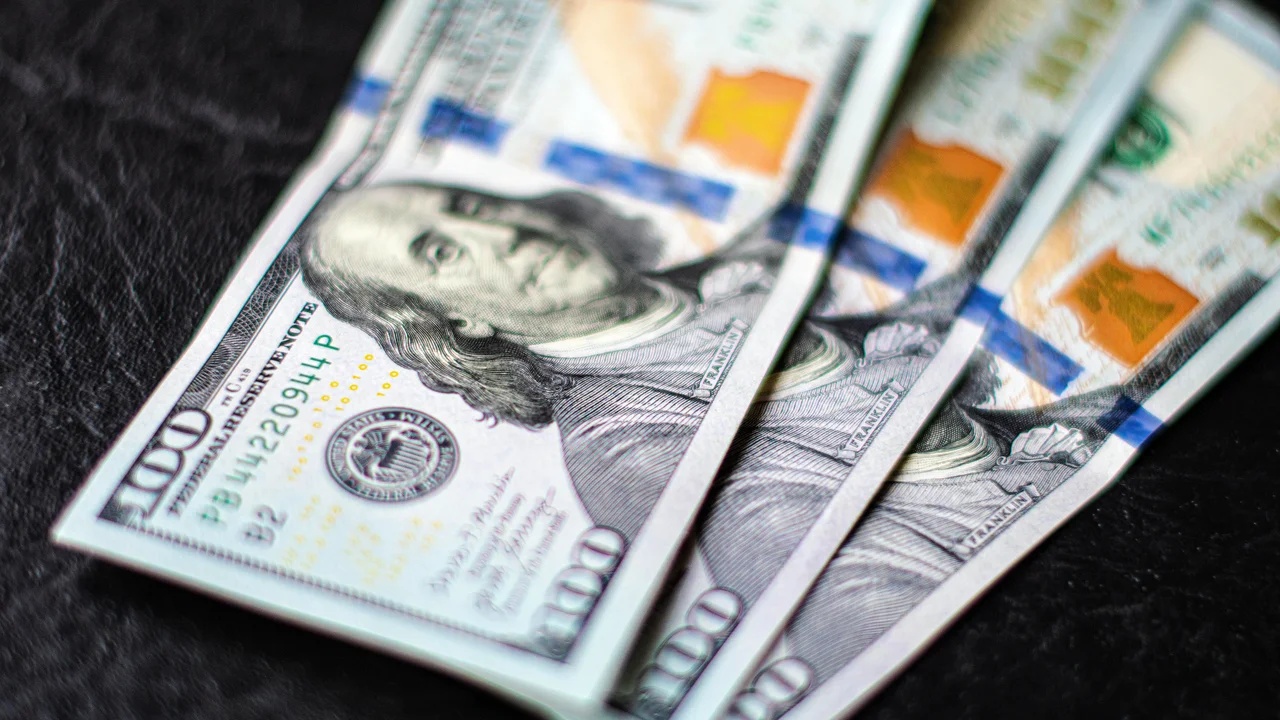 新泽西明年提高最低工资，宾夕法尼亚州和特拉华州维持不变